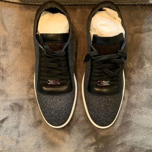 Mens 
Low top
Glitter Dust leather
Jimmy Choo
44.5 European
